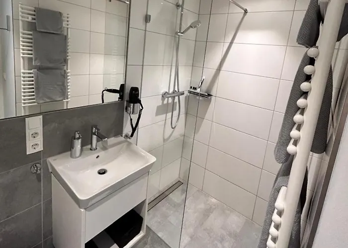 Appartement Nino-Boardinghouse 4 - Ruth'S Apartment