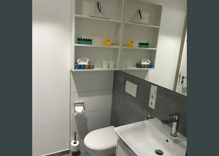 Nino-Boardinghouse 4 - Ruth'S Apartment